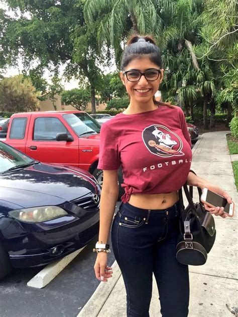 mia khalifa video xx x|Mia Khalifa Porn Videos 